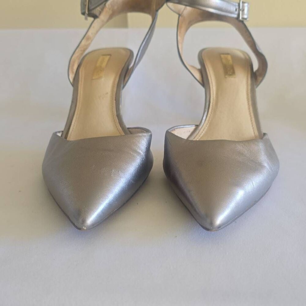 Louise et Cie Silver Slingback Point Toe Pumps, EUC, Sz. 9